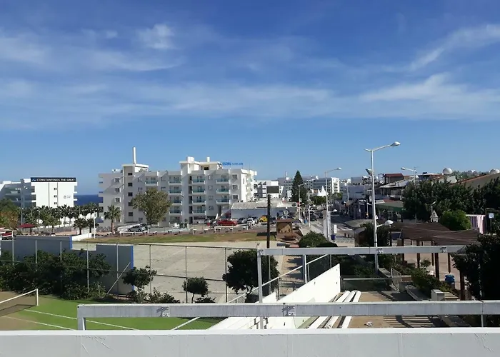 Fig Tree Giannis * Protaras